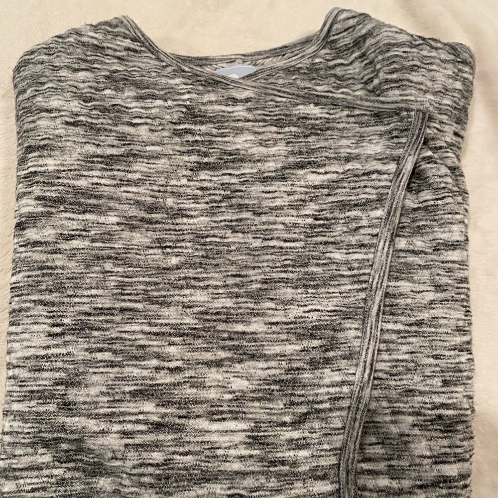 Over Sweater snap close